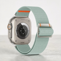 Correa Nomad Trail de The Strap Society México en nylon verde menta con hebilla de acero para Apple Watch