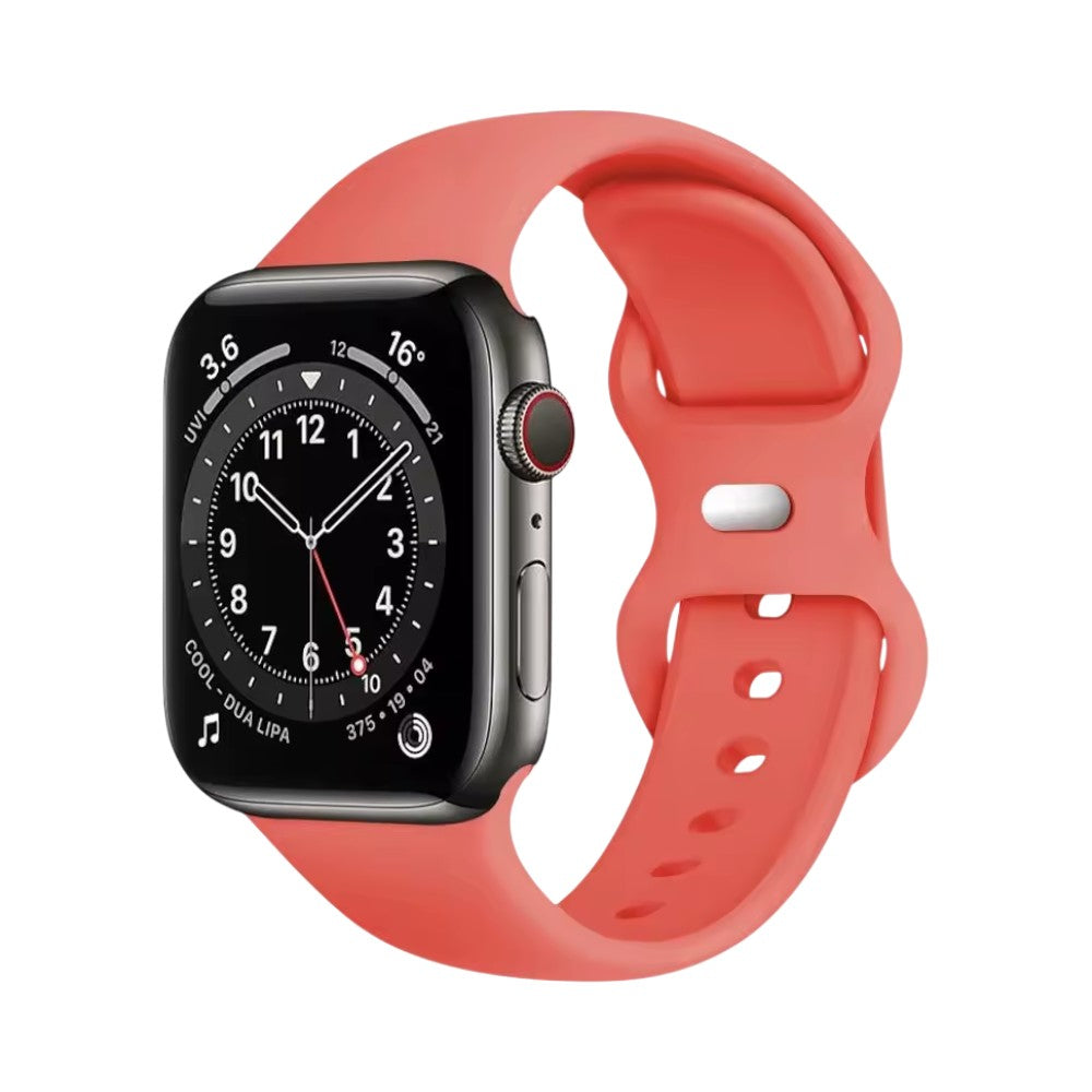 Correa de silicón color coral para Apple Watch de The Strap Society México, diseño flexible y ajuste seguro.